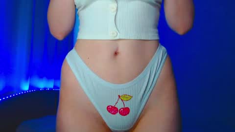Emely online show from 07/11/26, 06:16