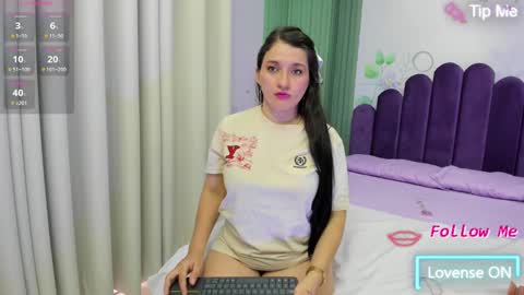 emely ross online show from 02/22/25, 06:08