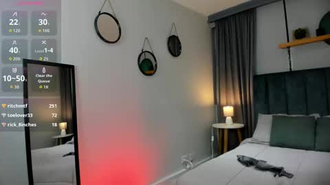 Esmeralda online show from 09/26/25, 12:03