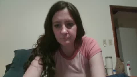 Snapshot of emeraldamnsel chatting on 07/14/26, 03:18 emeraldamnsel online show from 07/14/26, 03:18