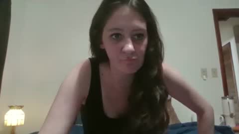 Snapshot of emeraldamnsel chatting on 07/22/26, 01:25 emeraldamnsel online show from 07/22/26, 01:25