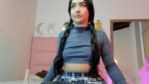 esmerald online show from 07/01/26, 12:56