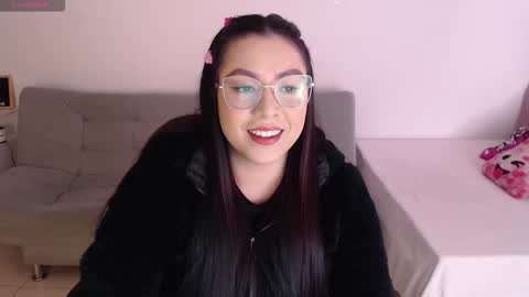 emi_carter online show from 12/05/25, 06:37