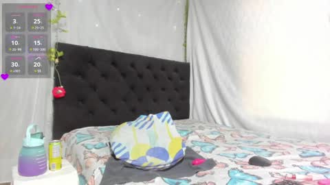 Snapshot of emi_henao chatting on 02/11/25, 01:51 EMI online show from 02/11/25, 01:51