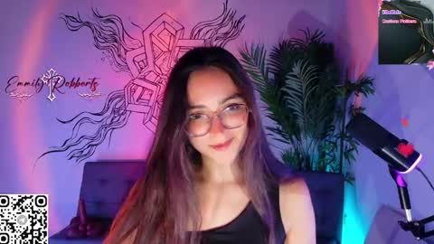 Snapshot of emi_roberts chatting on 05/28/26, 12:08 Emmily Roberts online show from 05/28/26, 12:08