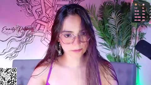 Snapshot of emi_roberts chatting on 05/30/26, 10:51 Emmily Roberts online show from 05/30/26, 10:51