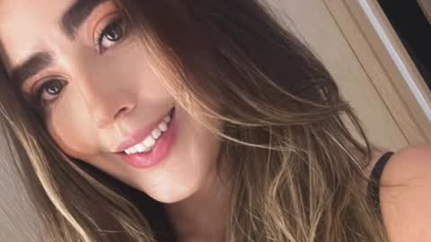 emi_royse online show from 02/24/25, 08:47