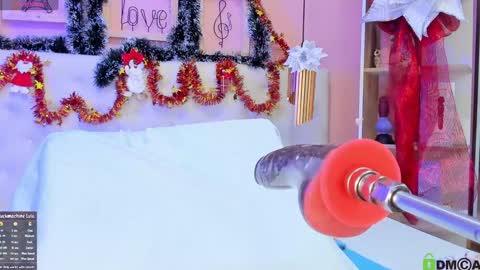 Snapshot of emi_sary chatting on 12/02/24, 11:51 Emily Sarai online show from 12/02/24, 11:51