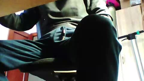 Snapshot of emiarg chatting on 10/26/25, 10:32 emiarg online show from 10/26/25, 10:32