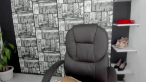 Emilia Gomez online show from 02/10/25, 11:23