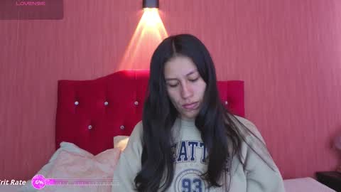 Emilia Gomez online show from 09/29/25, 01:16