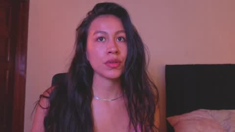 Snapshot of emigomez_ chatting on 07/12/26, 04:20 Emilia Gomez online show from 07/12/26, 04:20