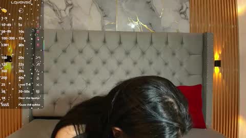 Emiily Carter online show from 11/03/25, 08:21