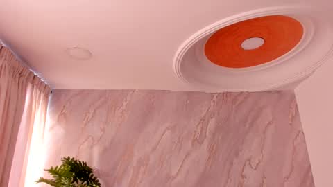 Snapshot of emiily_smile chatting on 12/01/25, 02:00 Emily online show from 12/01/25, 02:00