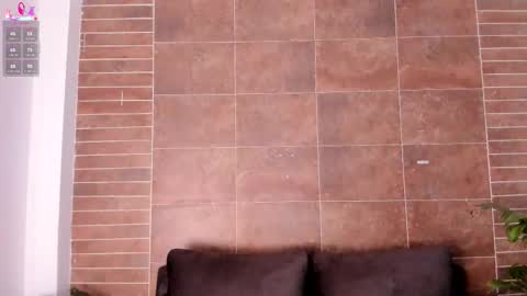 Snapshot of emiily_smile chatting on 02/11/26, 11:59 Emily online show from 02/11/26, 11:59