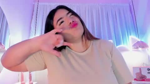 Emiily Grace online show from 06/11/26, 11:41