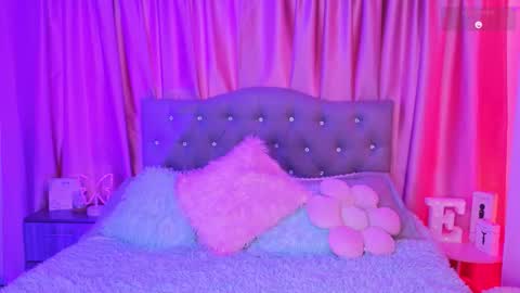 Emily online show from 01/09/26, 04:10