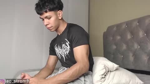 emile_239 online show from 01/23/25, 02:44