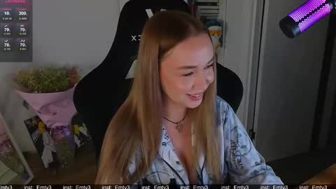 Emili online show from 11/28/25, 02:09