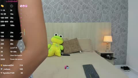 Emili Lenus online show from 03/05/25, 05:39