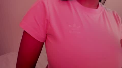 Snapshot of emilia_ghendle chatting on 01/22/25, 05:17 Emilia Big Boobs online show from 01/22/25, 05:17