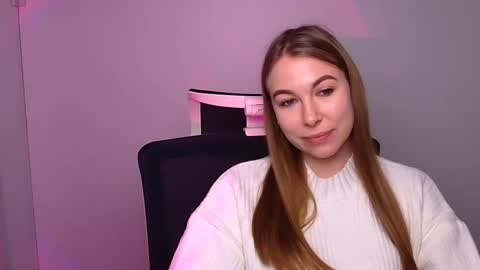 Emilia online show from 01/29/25, 12:56