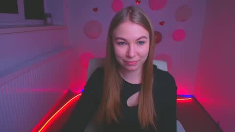 Emilia online show from 02/27/25, 12:23