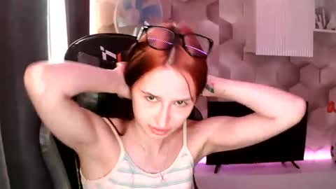 emilia_jack_carvel online show from 07/20/26, 02:04