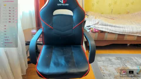 Emilia online show from 04/23/26, 12:29