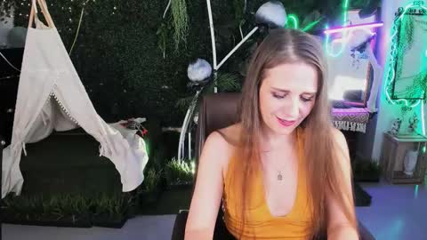 Emilia Bedy online show from 11/27/25, 09:11