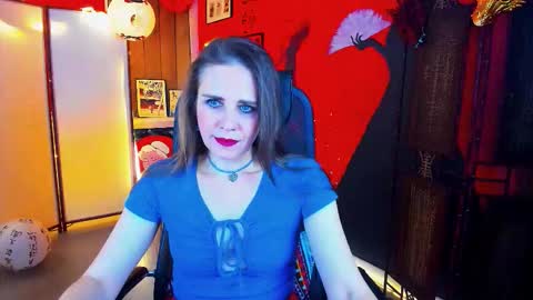 Emilia Bedy online show from 11/30/25, 05:11