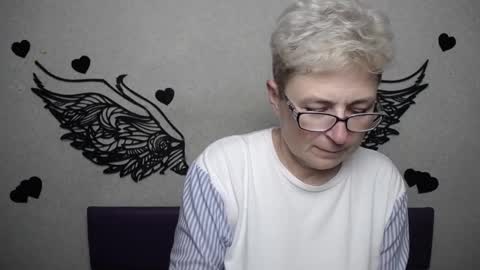 EmiliaGree online show from 11/23/25, 06:08