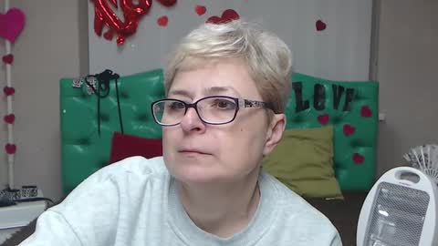 EmiliaGree online show from 01/16/26, 06:12