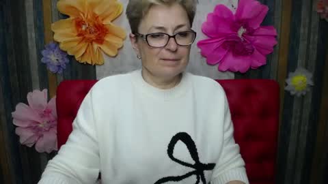 Snapshot of emiliagree chatting on 05/14/26, 05:20 EmiliaGree online show from 05/14/26, 05:20