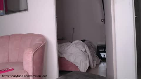 emilianita online show from 11/22/25, 04:44