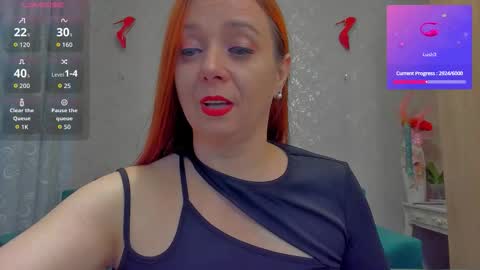 Emiliana online show from 10/21/25, 10:05