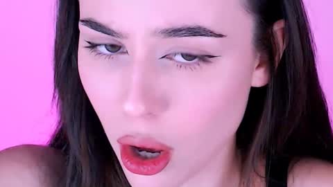 Emily online show from 02/12/26, 07:42