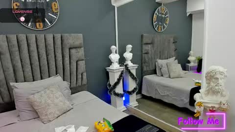 Emilio online show from 12/22/25, 11:29