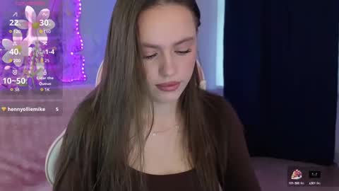 Emillias online show from 09/29/25, 08:08