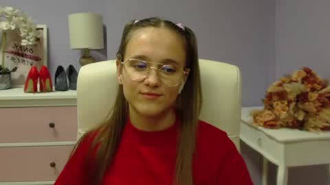 Emilly online show from 12/03/24, 01:54