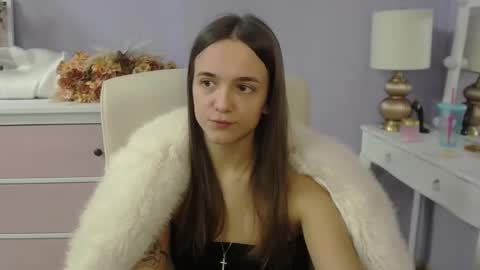 Emilly online show from 02/04/26, 07:47