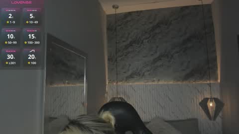 emilly_mell online show from 12/22/25, 11:40