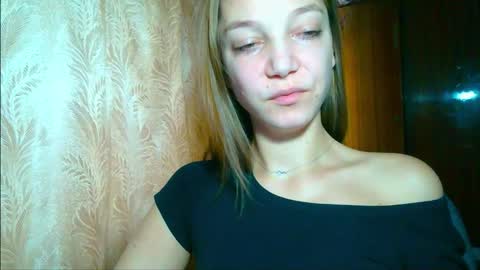 Emilly online show from 11/25/25, 06:57