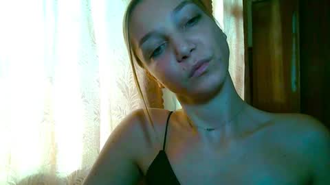 Emilly online show from 11/28/25, 10:40