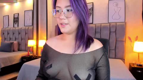 Emily online show from 01/18/25, 05:20