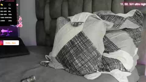 Emily online show from 02/05/26, 10:42