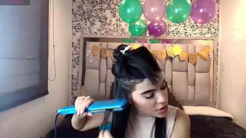 EMILY CUTE online show from 02/21/26, 09:05
