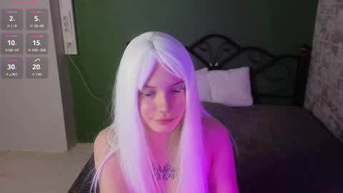 Emily online show from 06/18/26, 01:17