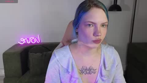 Emily online show from 07/11/26, 01:19