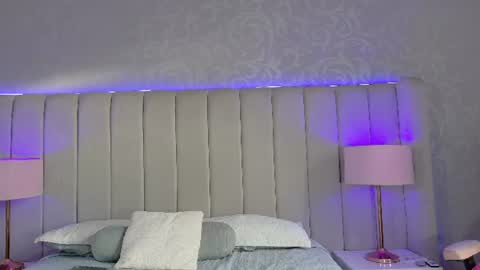 Snapshot of emily__stef chatting on 06/15/26, 11:45 EMILY online show from 06/15/26, 11:45